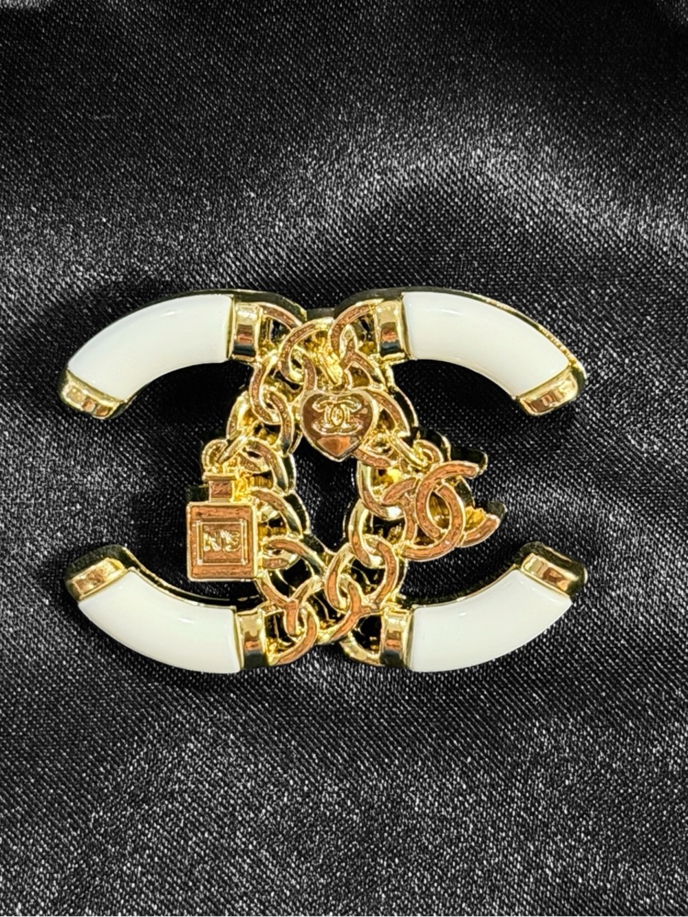 White & Gold CC Style Chain Brooch Pin | Fashion Jewelry Gift | Statement